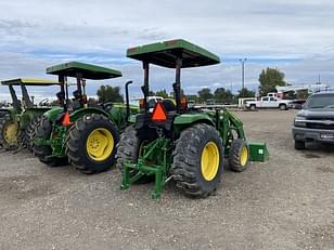 Main image John Deere 4066R 1