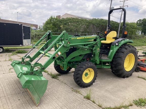 2019 John Deere 4066R Equipment Image0