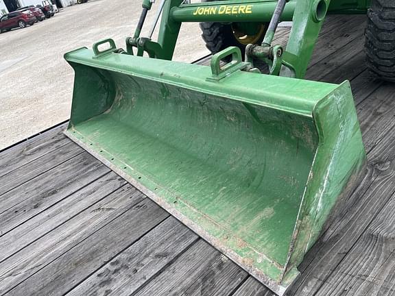 Image of John Deere 4066R equipment image 4