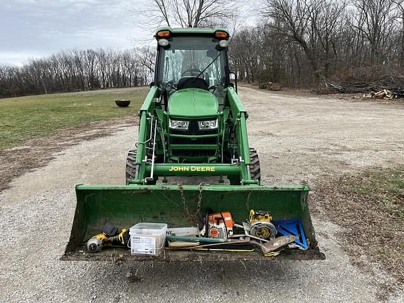 Image of John Deere 4066R equipment image 3