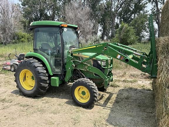 Image of John Deere 4066R equipment image 3