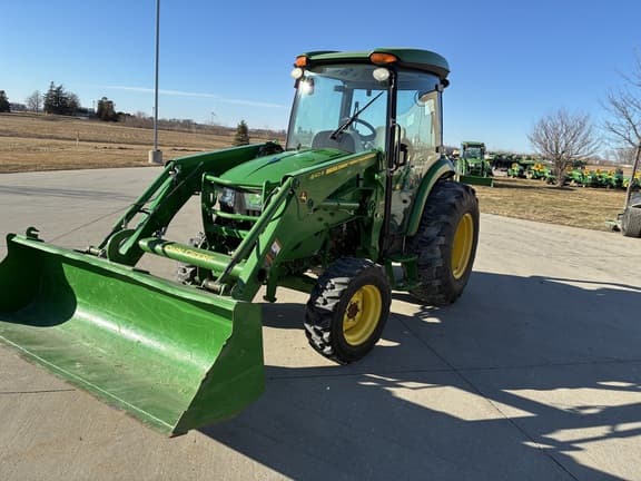 Image of John Deere 4066R equipment image 1