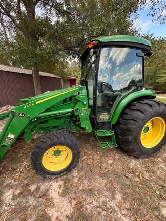 Image of John Deere 4066R Primary image