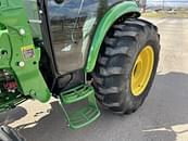 Thumbnail image John Deere 4066R 12