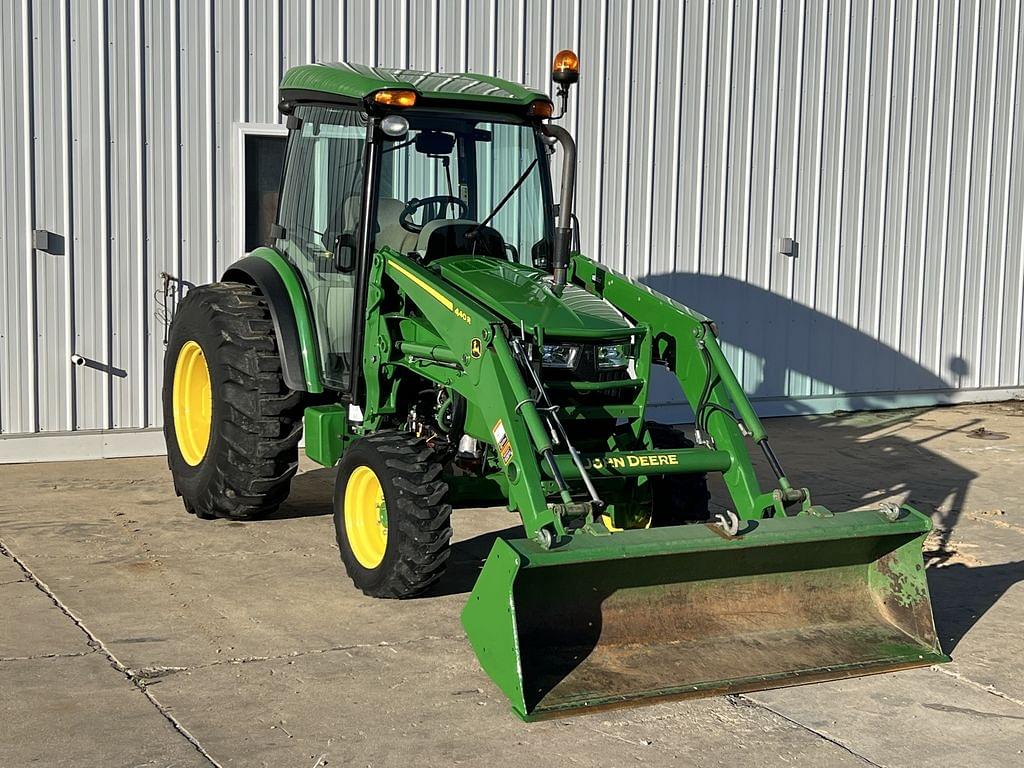 Image of John Deere 4066R Primary image