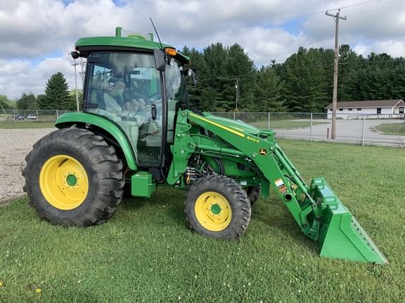 Main image John Deere 4066R