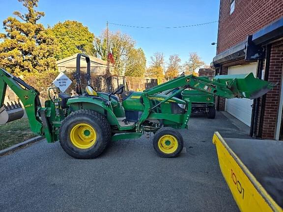 Image of John Deere 4066R Primary image