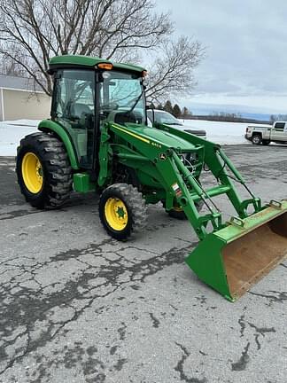 Image of John Deere 4066R equipment image 3