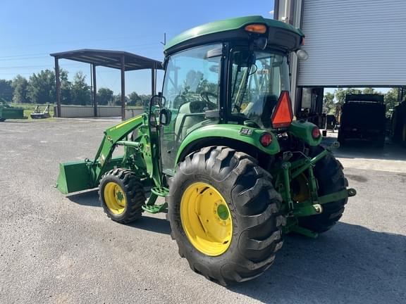 Image of John Deere 4066R equipment image 3