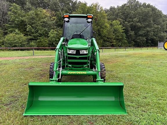 Image of John Deere 4066R equipment image 1