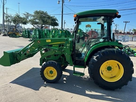 Image of John Deere 4066R equipment image 3