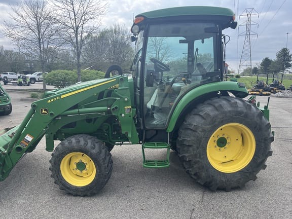 2019 John Deere 4066R Equipment Image0