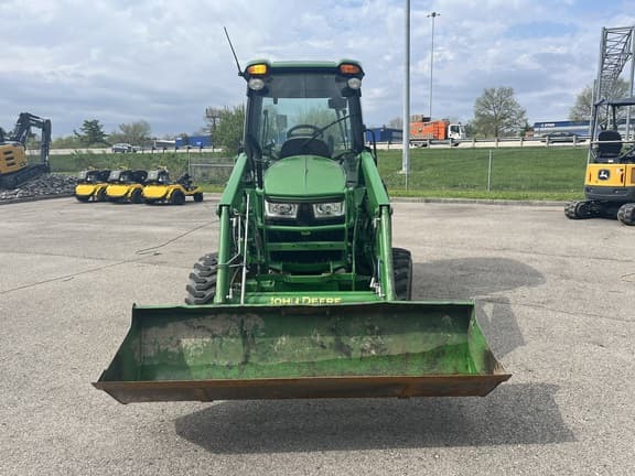 Image of John Deere 4066R equipment image 2