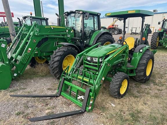 Image of John Deere 4066R equipment image 1