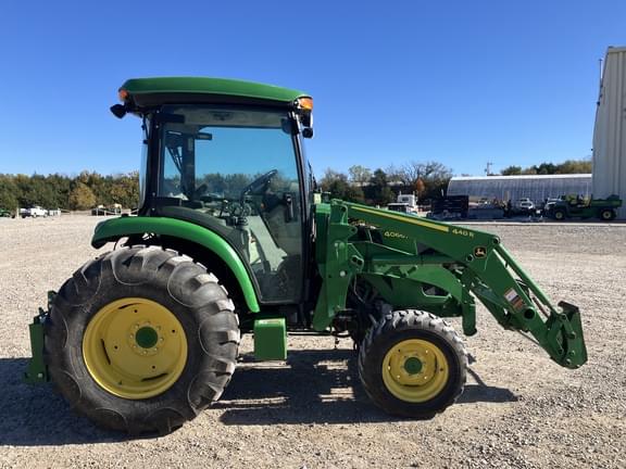 Image of John Deere 4066R equipment image 1