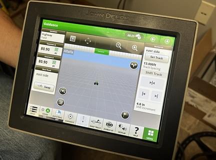 Image of John Deere 4240 Primary image