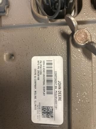 Image of John Deere 4240 equipment image 3