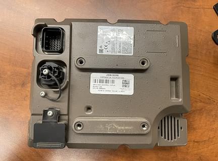 Image of John Deere 4240 equipment image 4