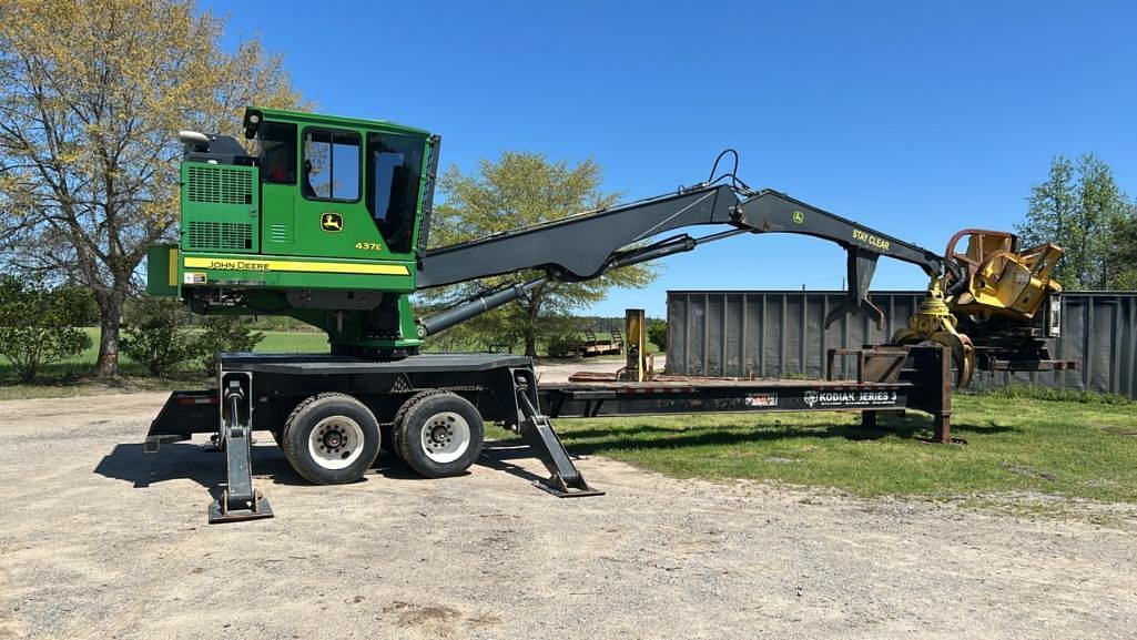 Image of John Deere 437E Primary image