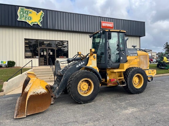 Main image John Deere 444K