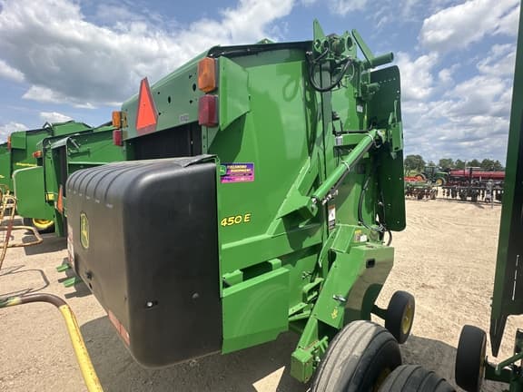 Image of John Deere 450E equipment image 2