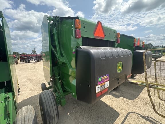 Image of John Deere 450E equipment image 3