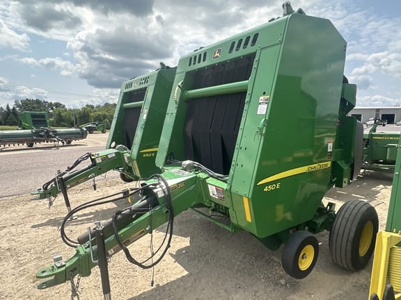 2019 John Deere 450E Equipment Image0