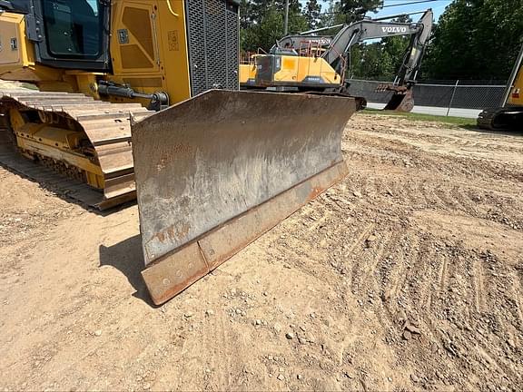Image of John Deere 450K equipment image 4