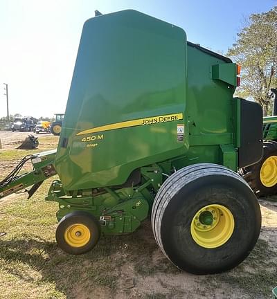 Image of John Deere 450M Silage equipment image 1
