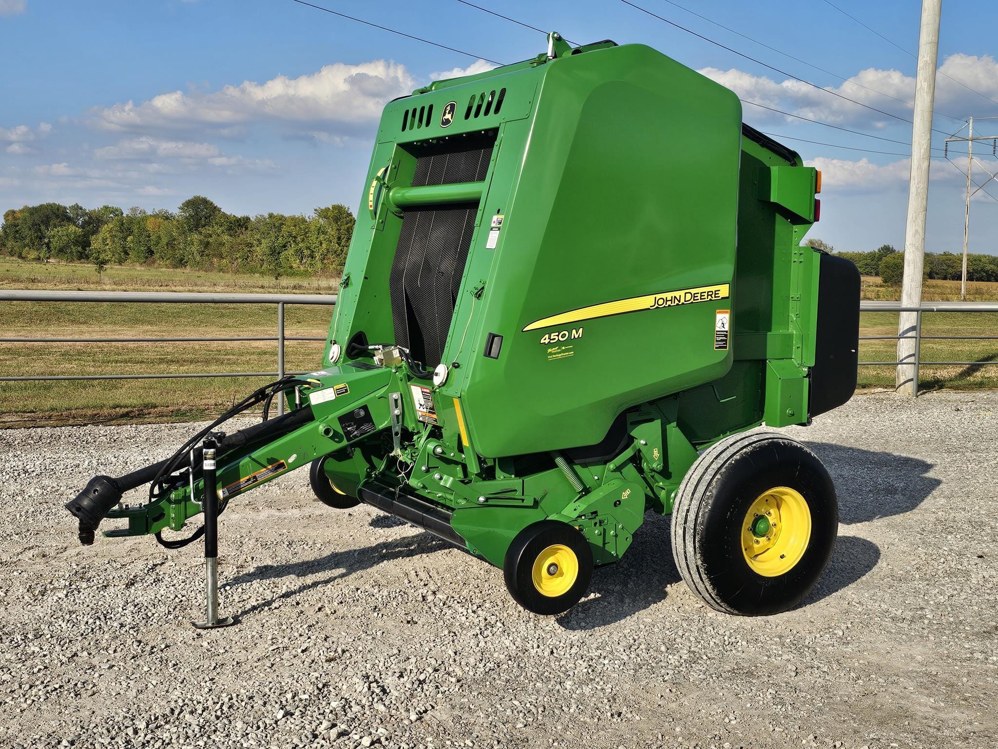 2019 John Deere 450M Equipment Image0