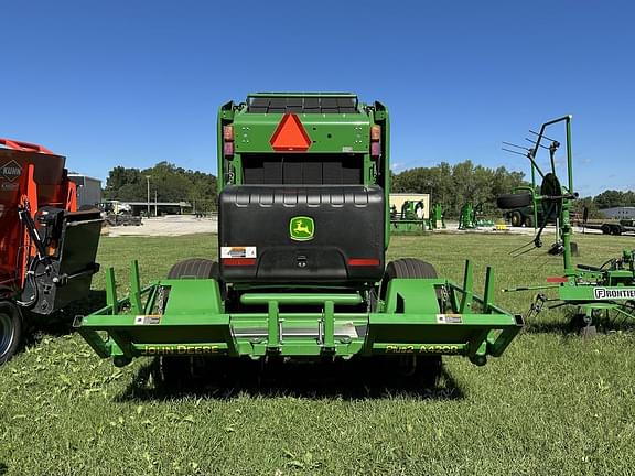 Image of John Deere 460M equipment image 4