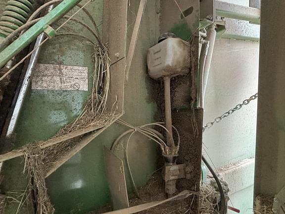 Image of John Deere 460M equipment image 3