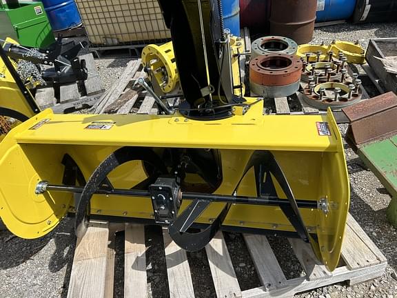 Image of John Deere 47" Snow Blower Primary image