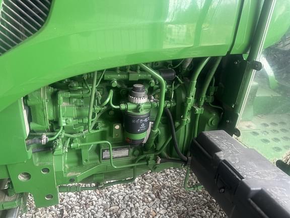 Image of John Deere 5045E equipment image 4