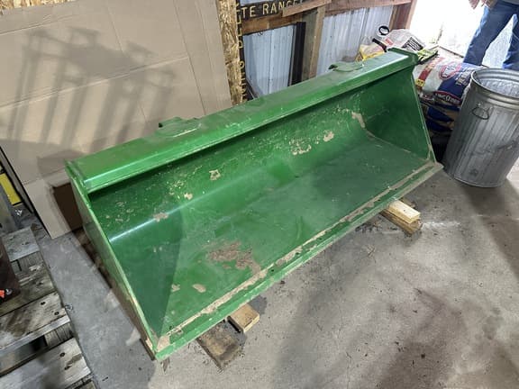 Image of John Deere 5045E equipment image 4