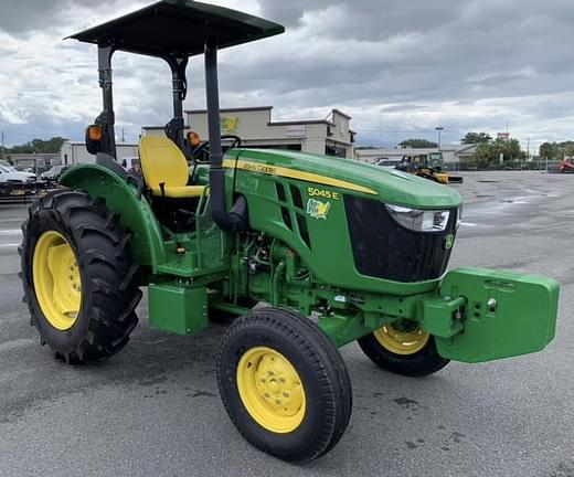 Image of John Deere 5045E Primary image