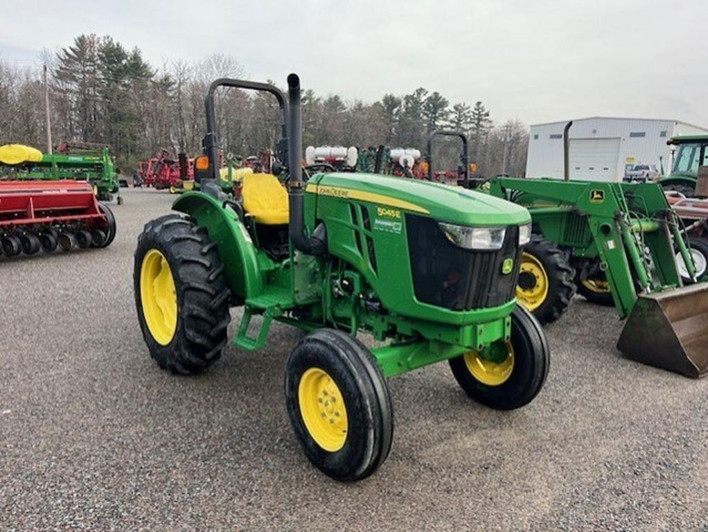 Image of John Deere 5045E Primary image