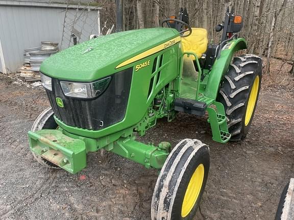 Image of John Deere 5045E equipment image 1