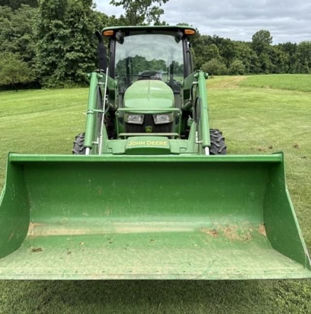 Image of John Deere 5055E equipment image 1