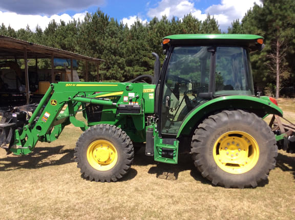 Image of John Deere 5055E Image 1