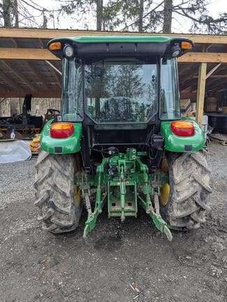Image of John Deere 5055E equipment image 3