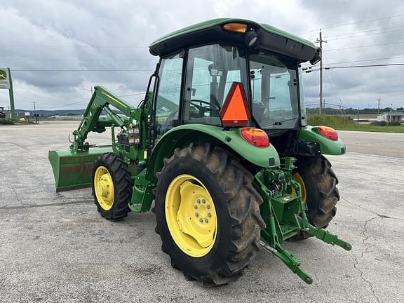 Image of John Deere 5055E equipment image 4