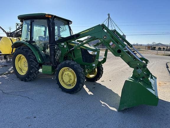 Image of John Deere 5055E equipment image 1