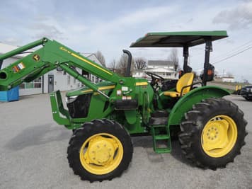 Main image John Deere 5055E