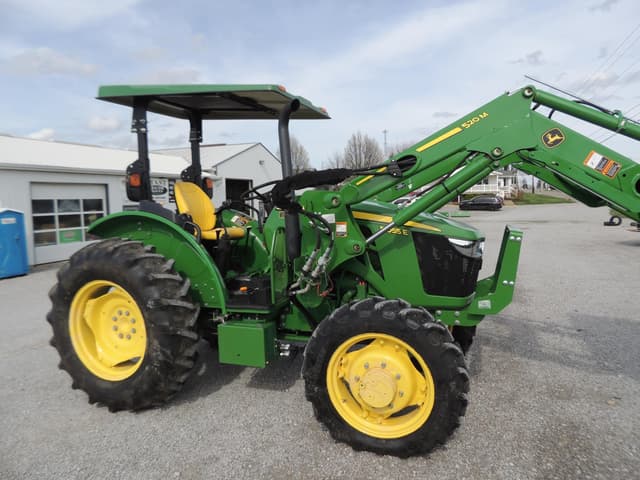 Image of John Deere 5055E equipment image 2
