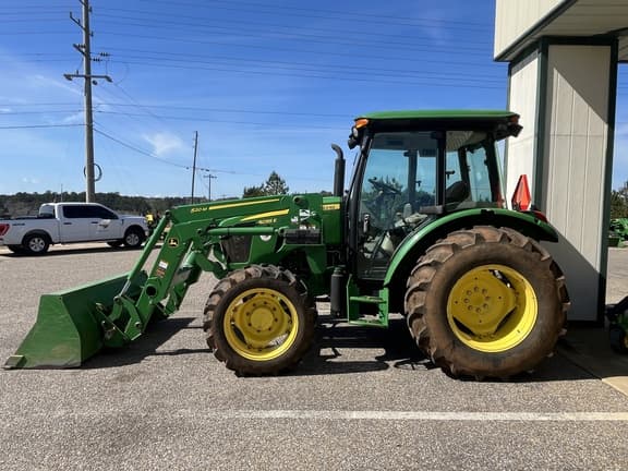 Image of John Deere 5055E equipment image 1