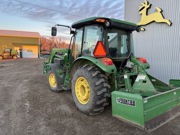 Image of John Deere 5055E equipment image 4