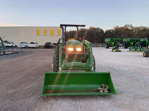 Image of John Deere 5055E equipment image 2