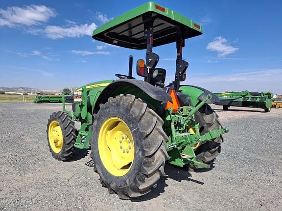 Image of John Deere 5055E equipment image 3