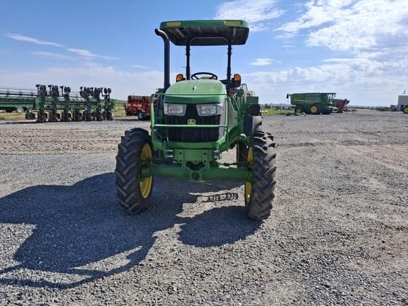 Image of John Deere 5055E equipment image 1